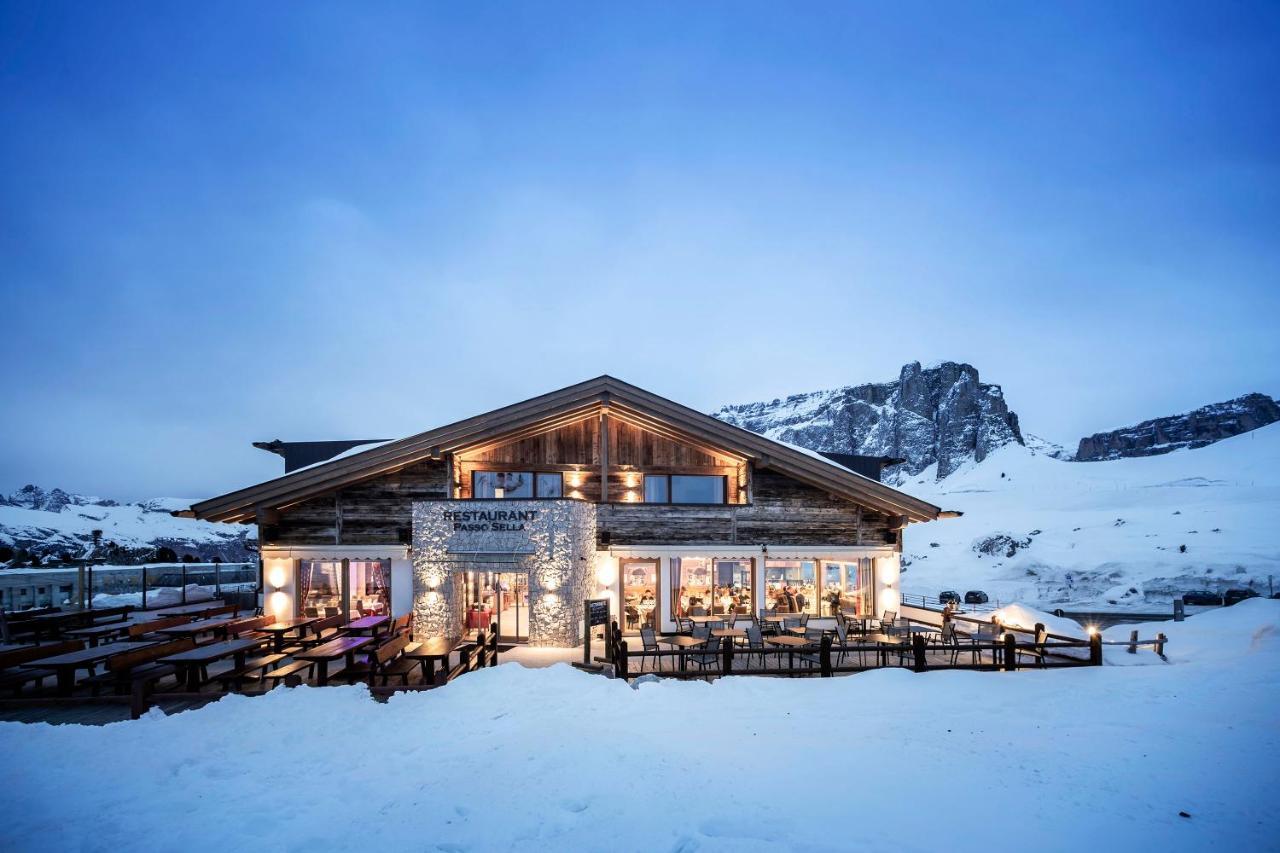 Passo Sella Dolomiti Mountain Resort Selva di Val Gardena Ngoại thất bức ảnh