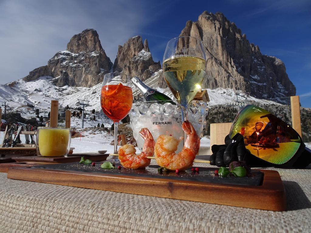 Passo Sella Dolomiti Mountain Resort Selva di Val Gardena Ngoại thất bức ảnh